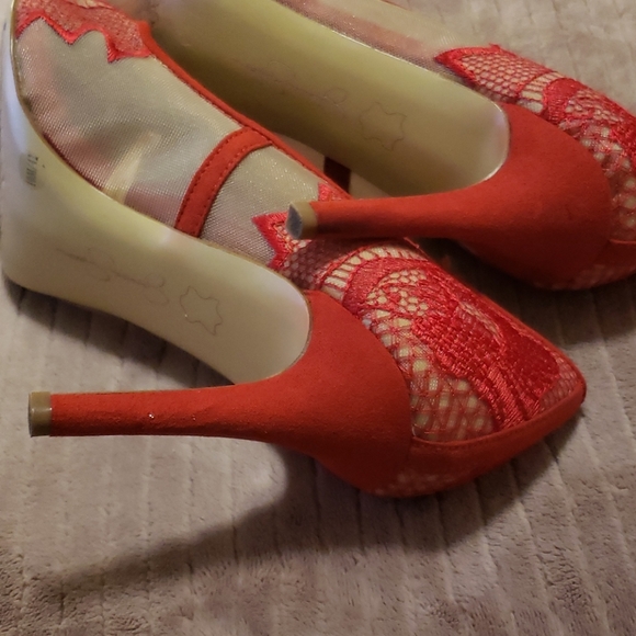 Sold - Picture 7 of 10